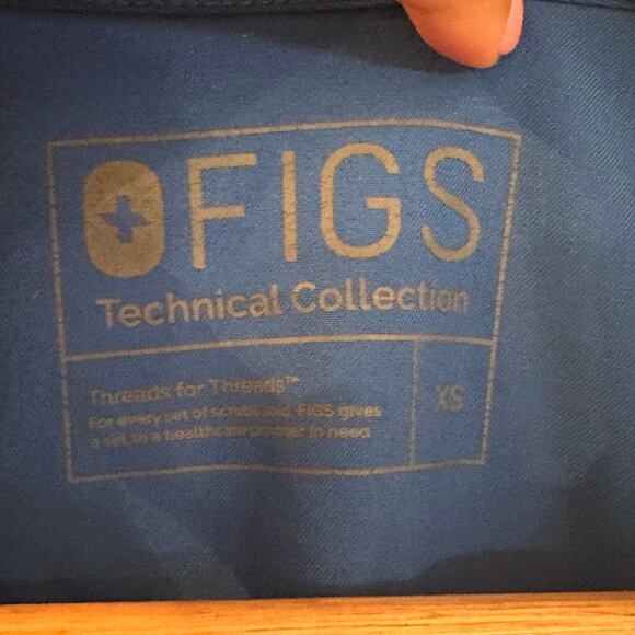 Blue FIGS One Pocket Scrub Top Sz XS FIGS Scrubs - Picture 4 of 6